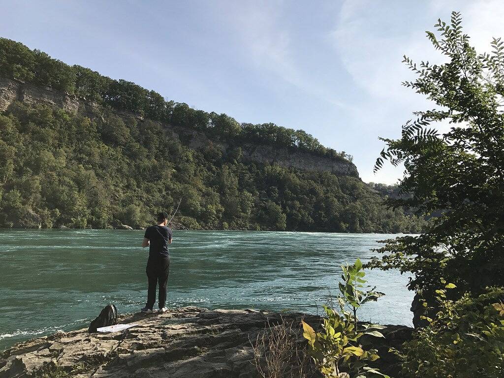 Niagarafälle . Kanada. Berufung nach Hause in Niagara Falls, Niagara Fälle