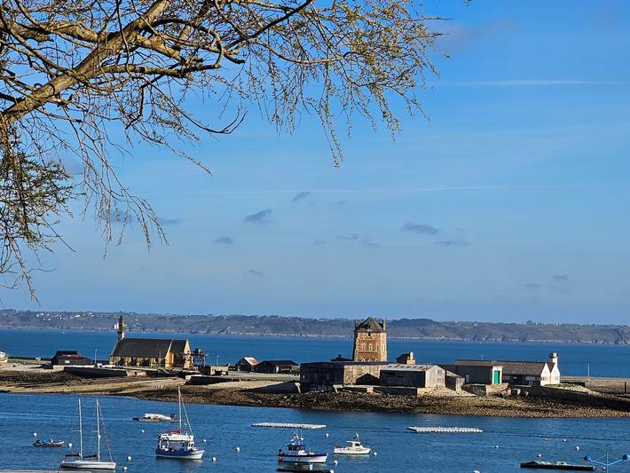 Ferienwohnung für 4 Personen, mit Garten in Camaret-sur-Mer
