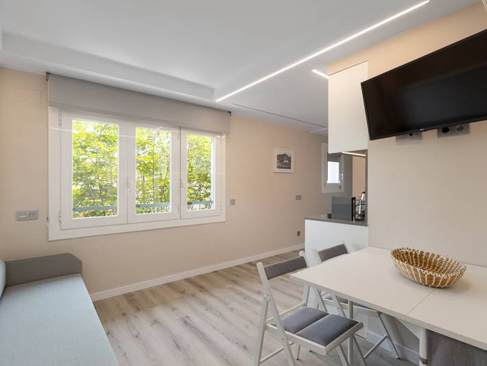 Apartamento de vacaciones para 5 personas, con piscina y balcón - 1