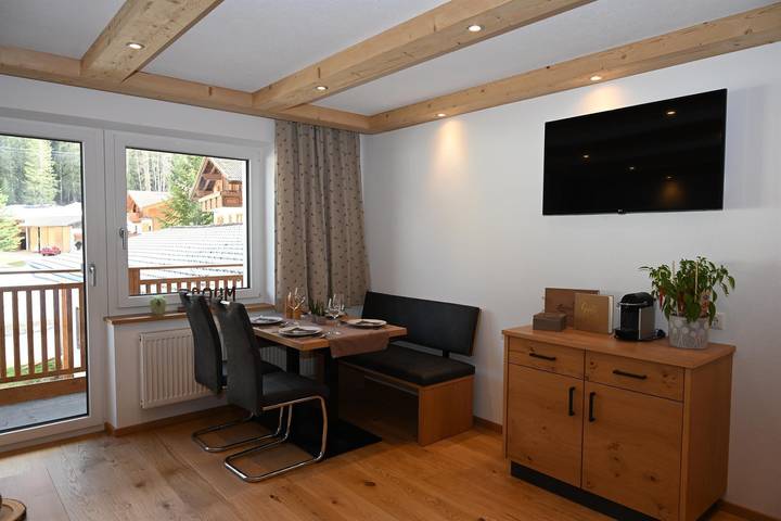 Ganze Ferienwohnung, Appartement/Fewo, Dusche, Wc, Bergseite in Lechtaler Alpen, Holzgau