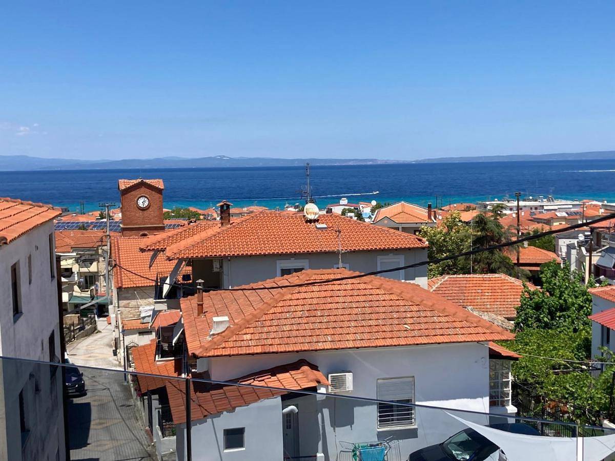 Apartment with Sea View in Polychrono, Cassandra