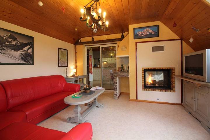 Gîte pour 6 personnes, avec terrasse à Vignec - 2