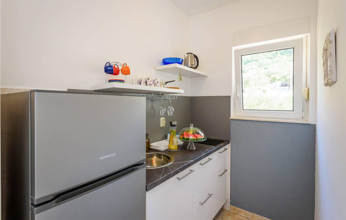 Ganze Ferienwohnung, Reizendes Apartment mit Meerblick, Pool, Terrasse und Küche – 1 km vom Strand entfernt in Klek, Dubrovnik-Neretva