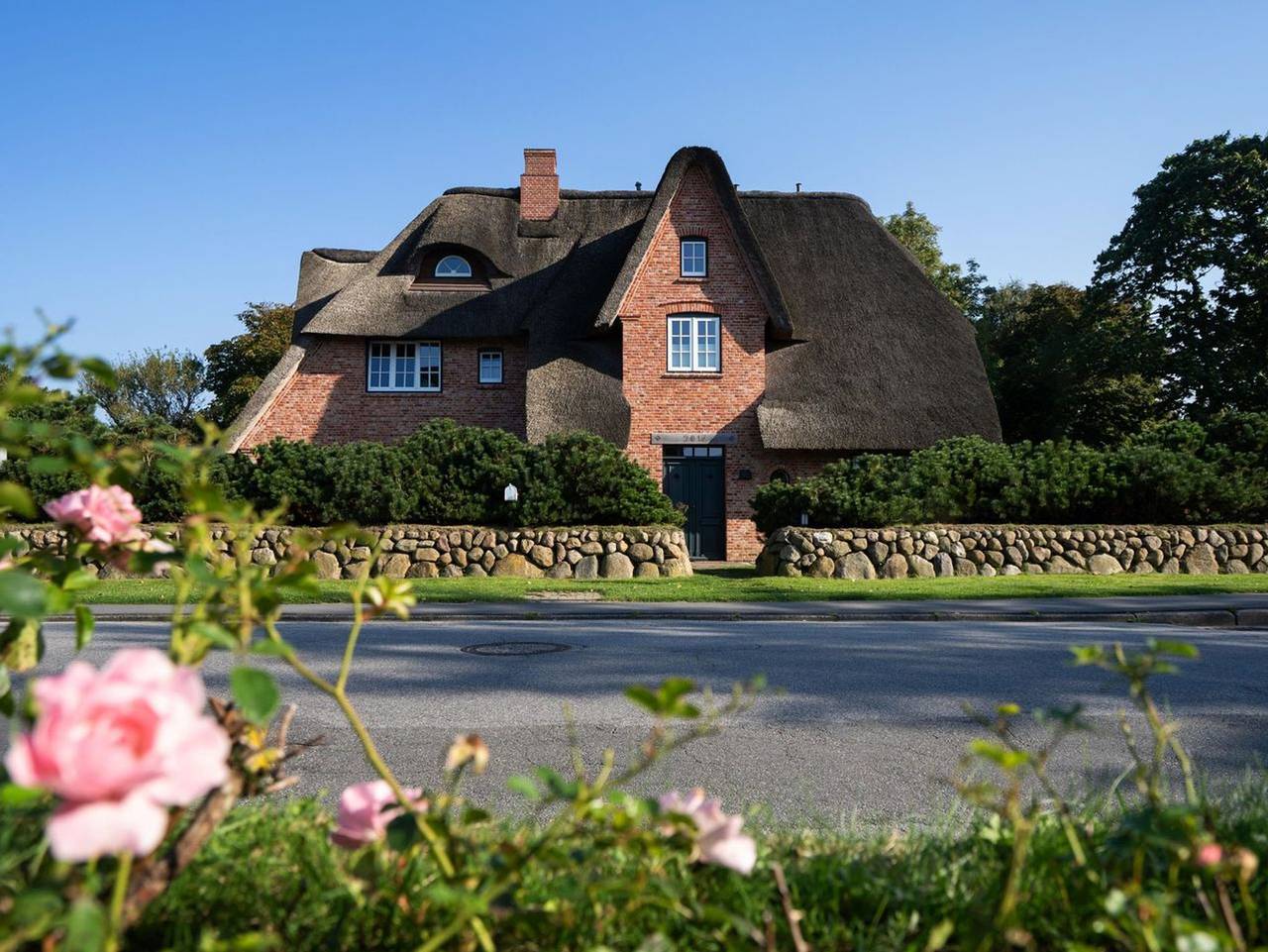 Haus Carstensen Nord - Reetdachhaus für 7 Pers. mit Sauna, Garten, Stellplatz, Wlan, Haustiere erlaubt. in Keitum, Sylt (Gemeinde)