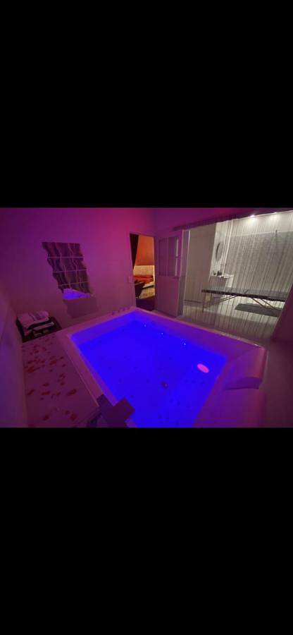 Maison d’hôte pour 2 personnes, avec Jacuzzi et Vue