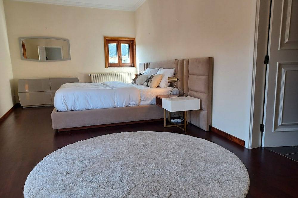 Casa Monte da Volta. Spacious, well equipped, for relaxing and having good time in Chaves, Vila Real Distrikt