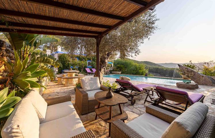 Casa rural para 5 personas, con terraza y jardín en San Miguel de Balansat - 2