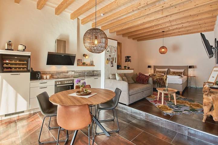 Ferienwohnung für 2 Personen, mit Terrasse und Garten in Zeltingen-Rachtig