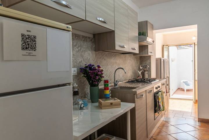 Appartamento intero, GuestHost - Ad un soffio dal Massimo Apartment in Palermo, Provincia di Palermo