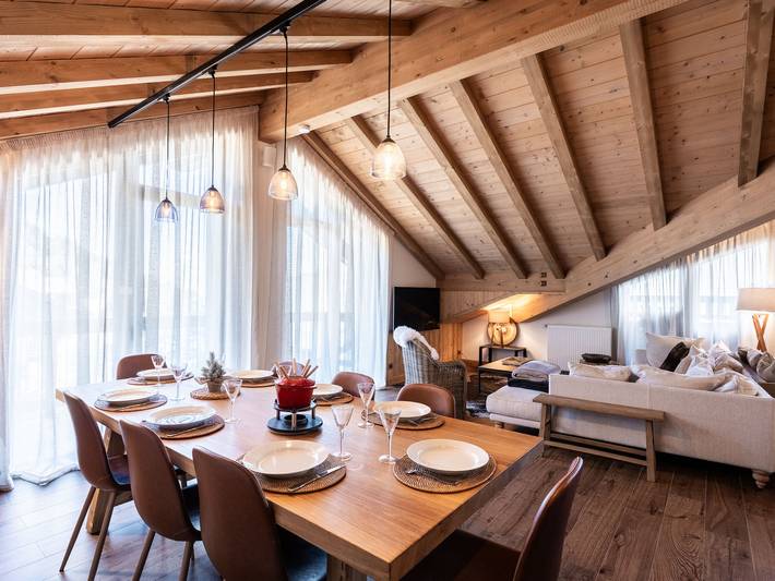 Ganze Wohnung, Wunderschöne 4-Zi. Whg. in Plagne Montalbert mit Kamin, WIFI, Parkplatz & Terrasse in La Plagne, Aime-la-Plagne
