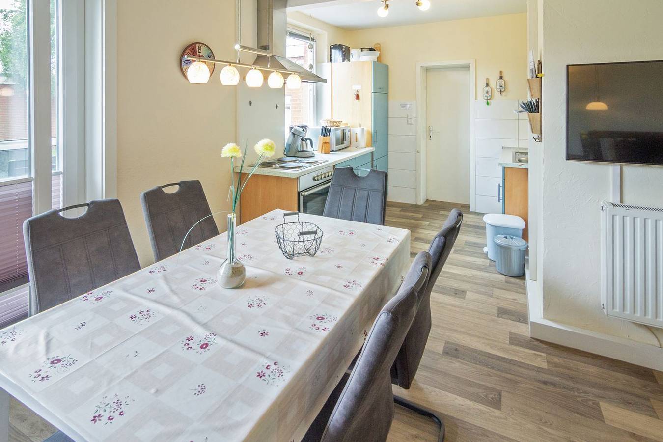 Nordseemuschel – Familienurlaub mit eingezäuntem Garten nahe Strand & Meer in Dornumersiel, Dornum