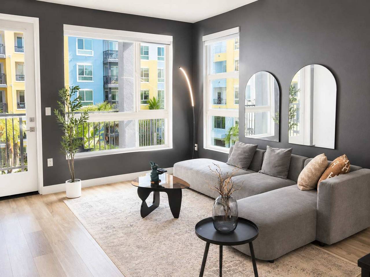 Apartamento entero, Serene Apt 10 Min from Disneyland With Pool   Gym in Santa Ana (california), Condado de Orange