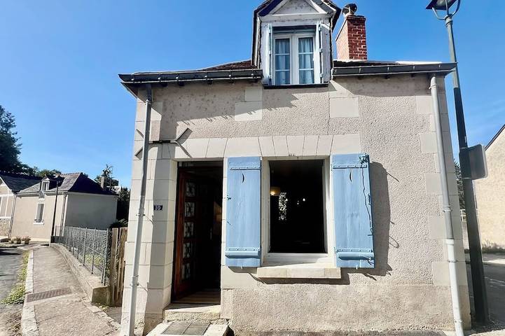 Location de vacances pour 3 personnes, avec Terrasse et Jardin dans Château du Clos Lucé