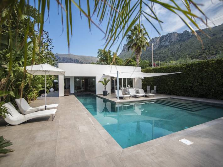 Maison à Terrasini avec Piscine Privée in Terrasini, Province de Palerme