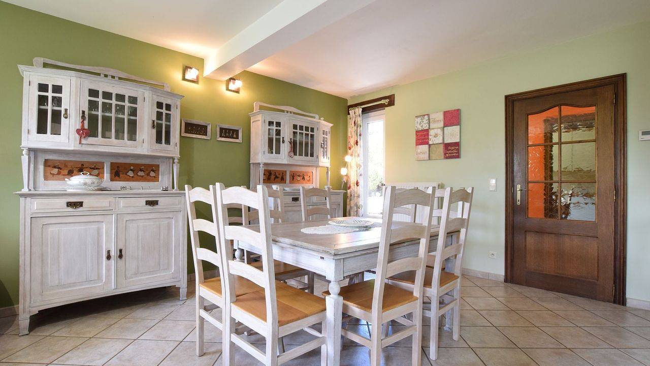 Ferienhaus für 8 Personen (220 m²) in Jehonville in Bertrix, Neufchâteau und Umgebung