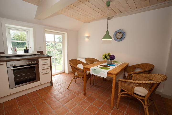 Ferienhaus für 5 Personen, mit Terrasse und Garten in Borgsum - 4