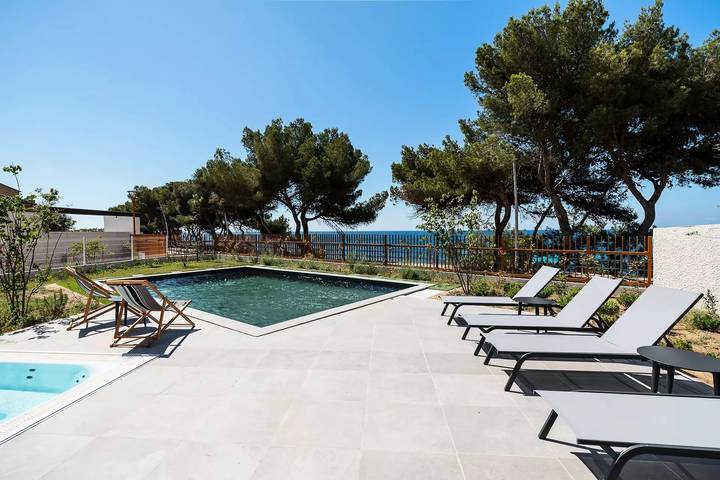 Gîte pour 4 personnes, avec piscine et sauna, animaux acceptés à Sausset-les-Pins - 3