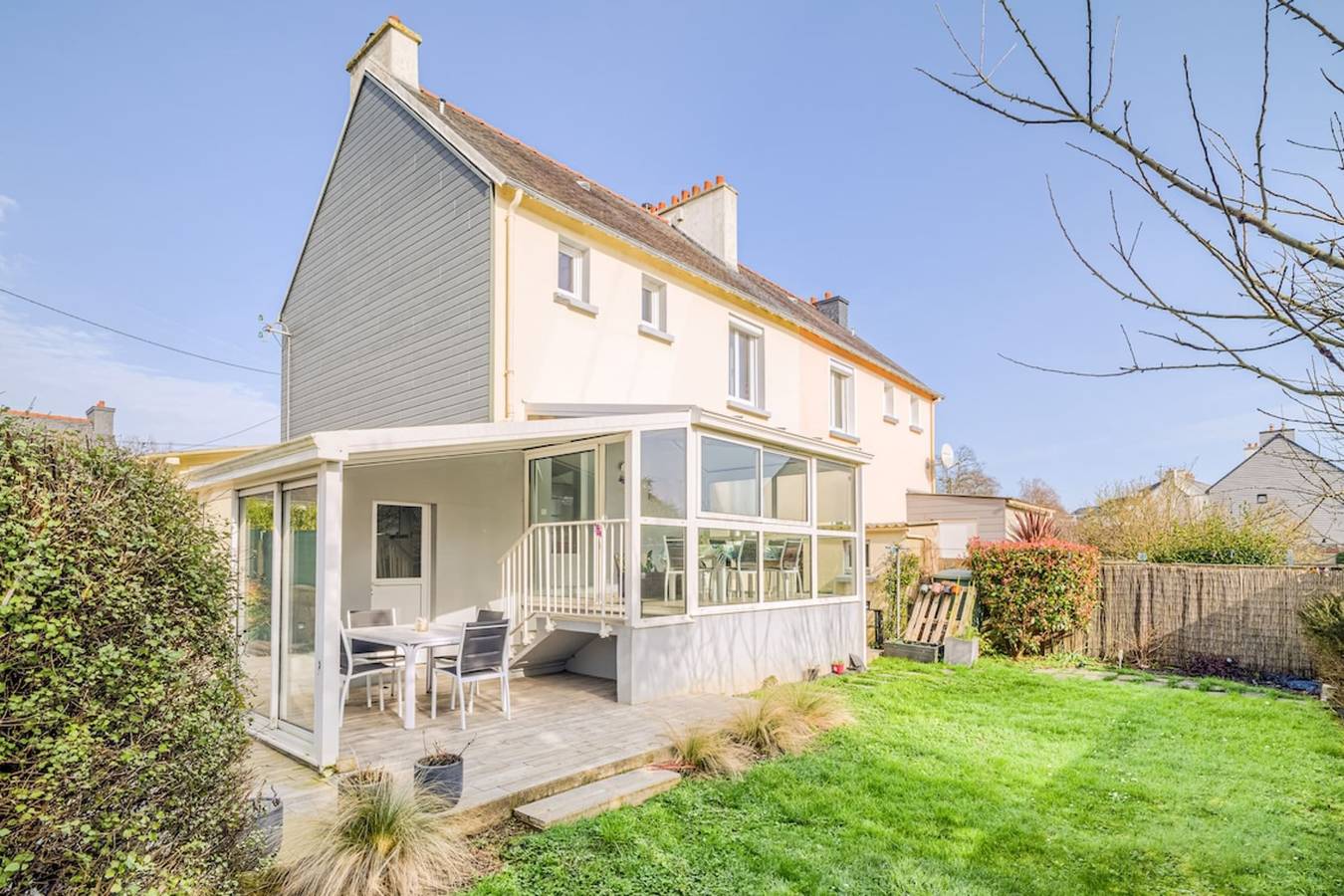 Belle maison avec jardin & espace d'hiver in Concarneau, Région de Quimper
