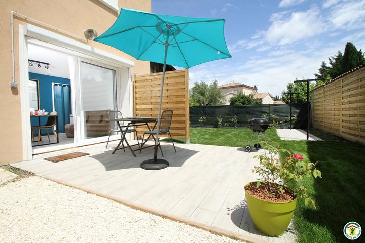 Gîte for 3 people, with garden and terrace as well as pool - 1