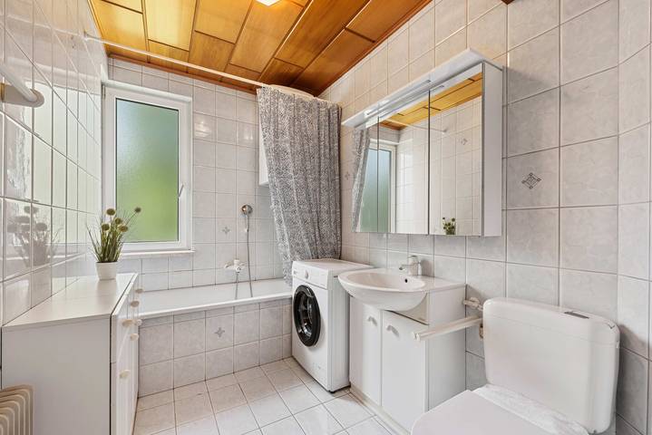 Ganze Wohnung, Ferienwohnung für 3 Personen in Velden am Wörther See, Villach-Land