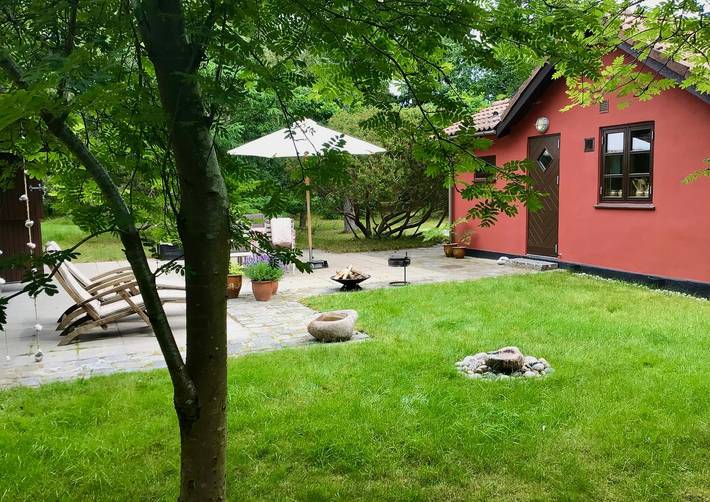 Ferieudlejning for 4 personer, med terrasse i Ellinge Lyng