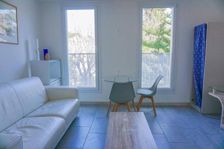 Gîte pour 3 personnes, avec vue dans Plage De L Anse De L Arene - 3