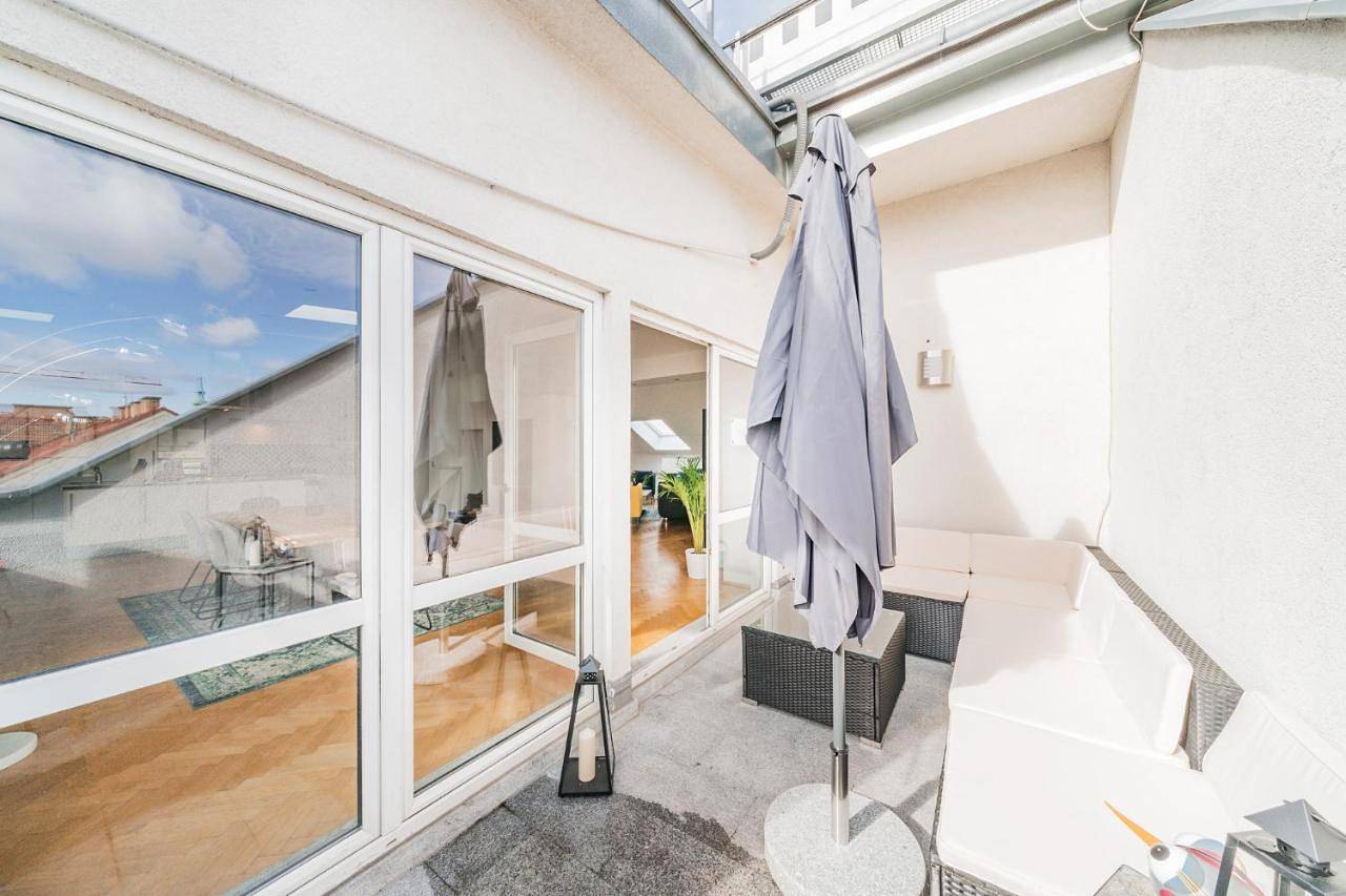 Ganze Wohnung, Penthouse apartment - Sauna - Terrasse - Ac in Wien, Donau Niederösterreich