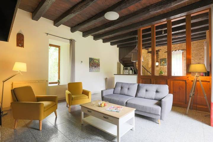 Location de vacances pour 6 personnes, avec vue sur le lac ainsi que balcon/terrasse et terrasse à Belvès - 4