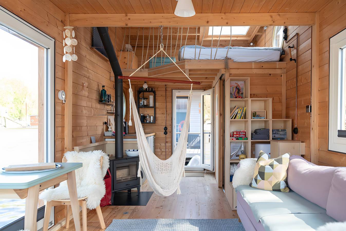 Vakantiehuis 'Besonderes Tiny Hausboot Marianne' met privé terras en Wi-Fi, foto 10