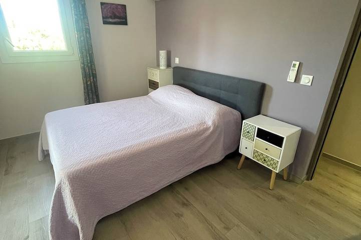 Les Oliviers du Lagon Chambres d'hôtes de charme avec piscine lagon in Fayence, Région de Draguignan