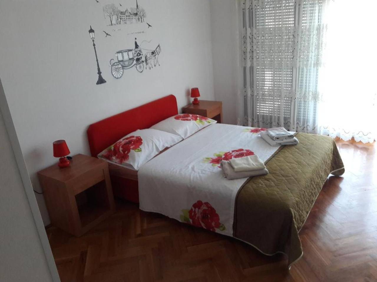 Ganze Wohnung, Ferienwohnung für 4 Personen mit Garten in Strand Kožino, Zadar (Kommun)