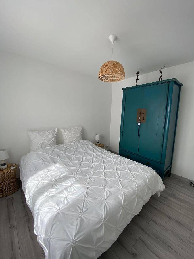 Location de vacances pour 6 personnes, avec jardin ainsi que piscine et vue, animaux acceptés dans La Remigeasse - 3