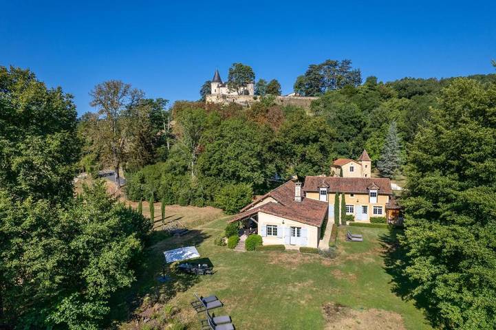Ferienhaus für 10 Personen, mit Terrasse und Garten sowie Ausblick