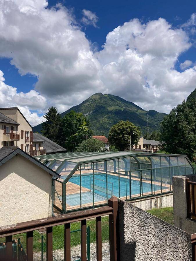 Gîte pour 4 personnes, avec balcon et piscine à Bielle (Pyrénées-Atlantiques) - 2