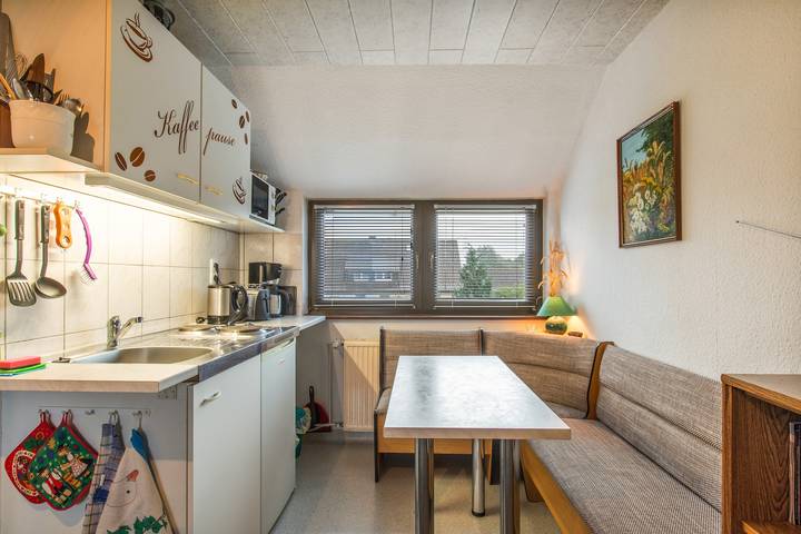 Ganze Wohnung, Ferienwohnung Hiddenseeblick 2" mit Meerblick, Gemeinschaftsterrasse und Wlan in Naturstrand Dranske, Rügen