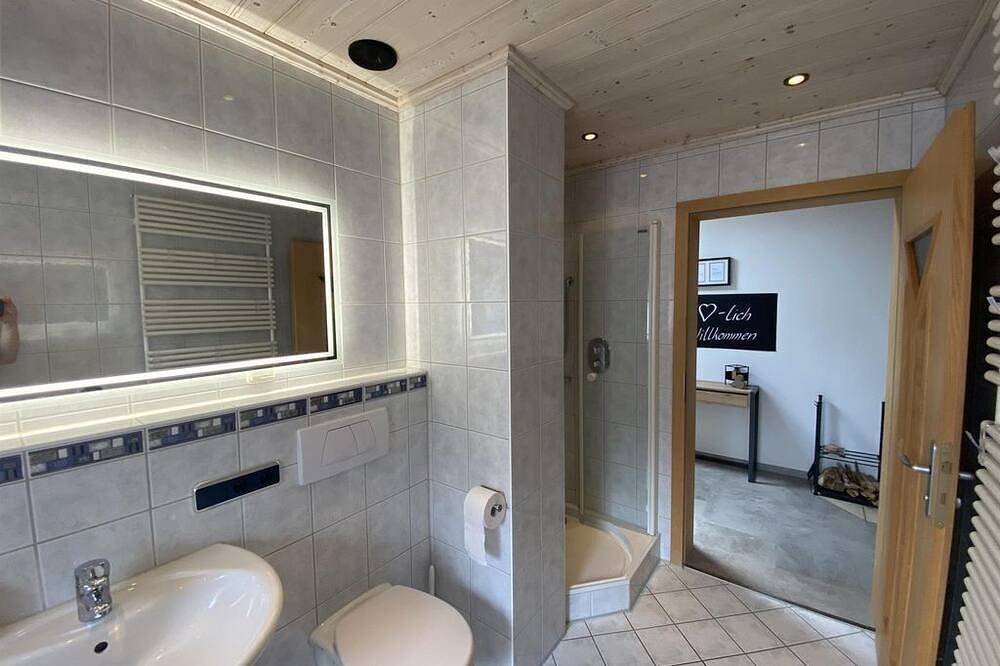 Ganze Wohnung, Gästehaus Walter - Ferienwohnung Säulingblick in Eisenberg, Bayerisch Schwaben