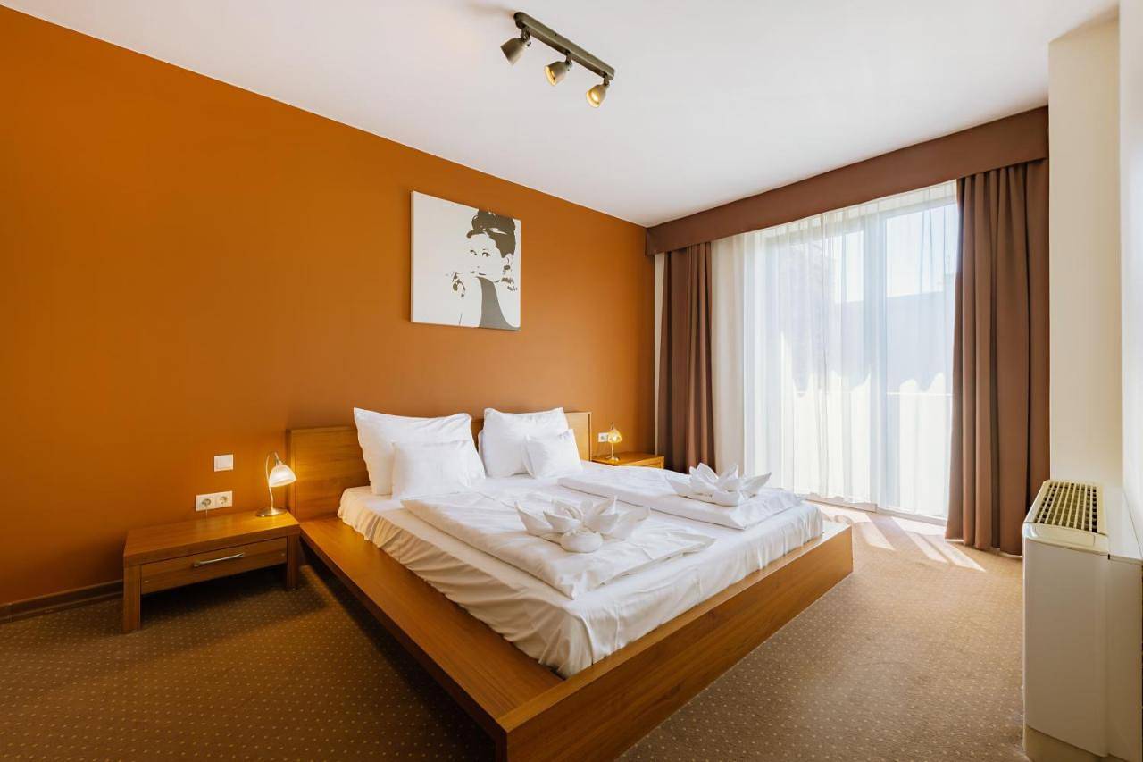 One-bedroom Apartment with Spa Access for 4 people in Boedapest, Danube-Ipoly National Park