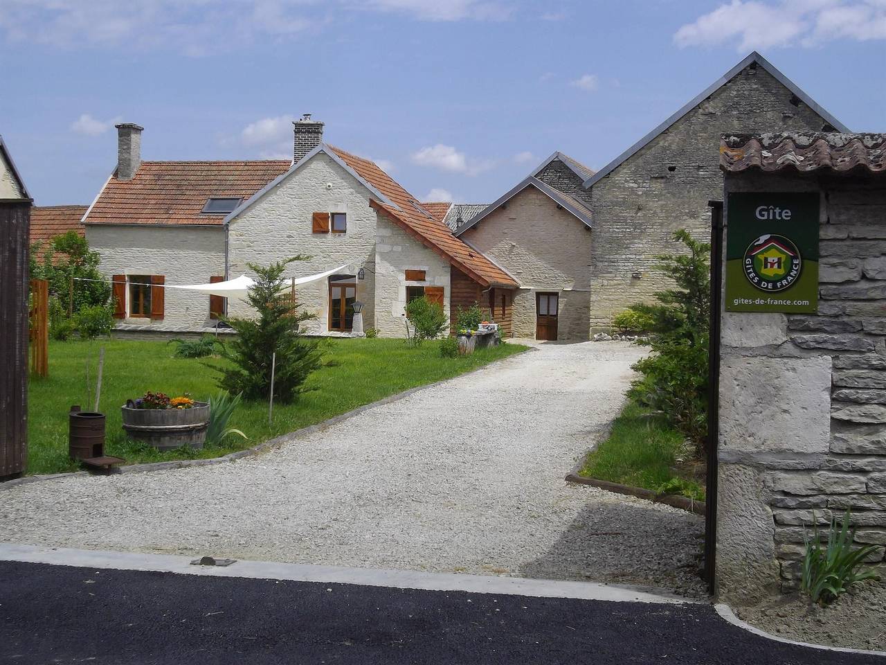 Haus aus dem 18. Jh. mit Charme und modernem Komfort in Molesme, Montbard und Umgebung