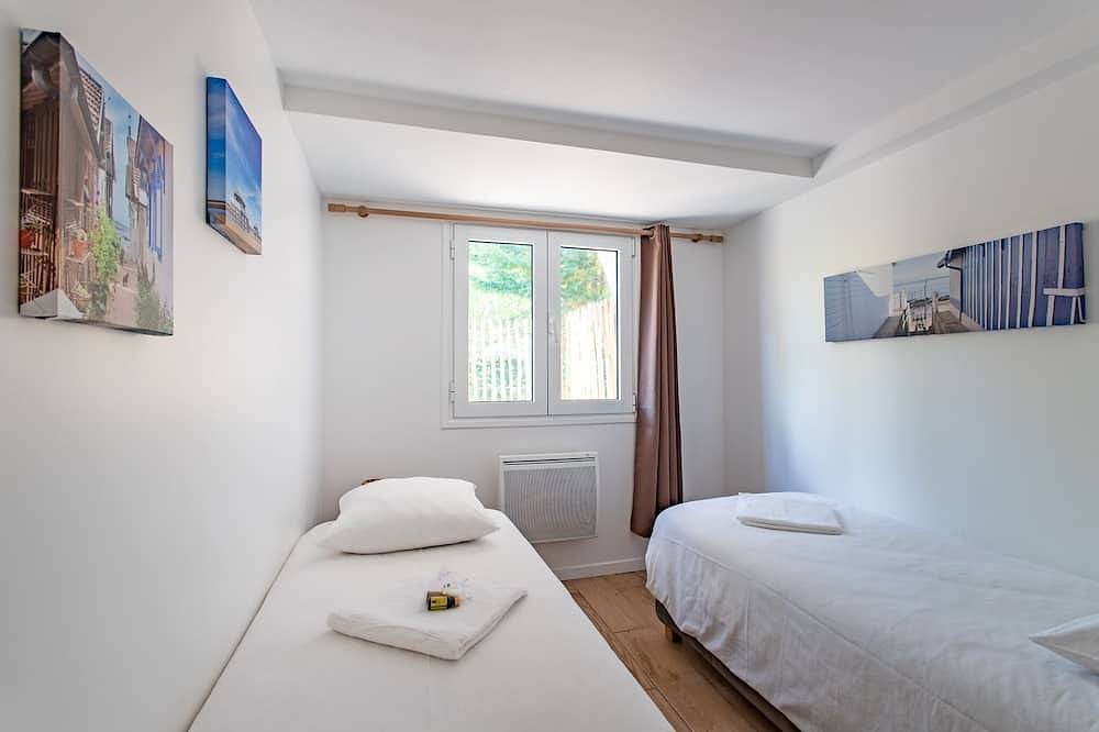 Apartamento entero, Apartment with terrace, 2 minutes walk from the beach in Le Canon, Lège-Cap-Ferret