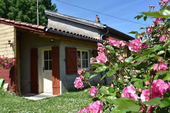 Location de vacances pour 2 personnes, animaux acceptés à Dun-sur-Meuse