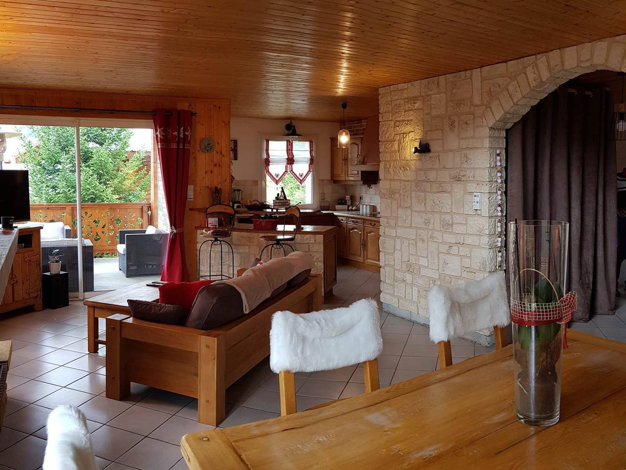 Appartement entier, Spacieux duplex 8/9 personnes, ski aux pieds, parking privé, proche télésiège Soleil in La Toussuire, Fontcouverte-la-Toussuire