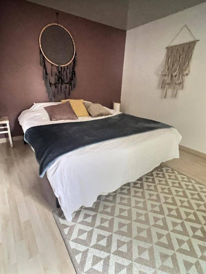 Appartement entier, Le Grandthille in Châlons-en-Champagne, Marne