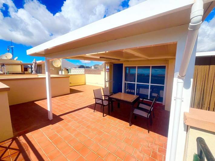 Gîte pour 6 personnes, avec vue et jardin ainsi que balcon et piscine dans Cho - 2