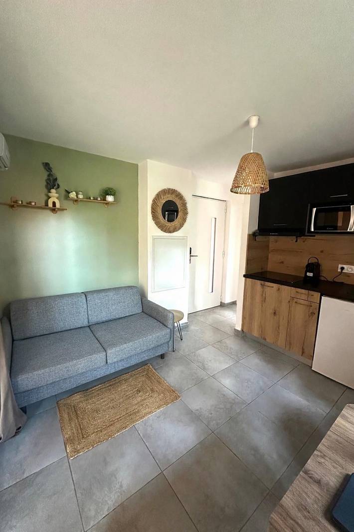 Appartement entier, T2 2/4 Personnes N°95 in Lecci, Arrondissement de Sartène