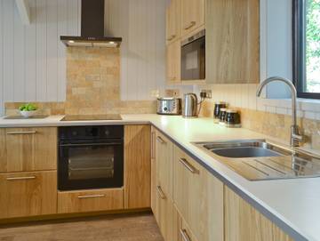 Vacation Rental for 2 Guests in Cheddar, Somerset, Picture 4