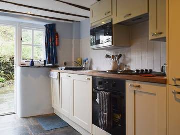 Holiday Rental for 3 People in Cumbria, Photo 2