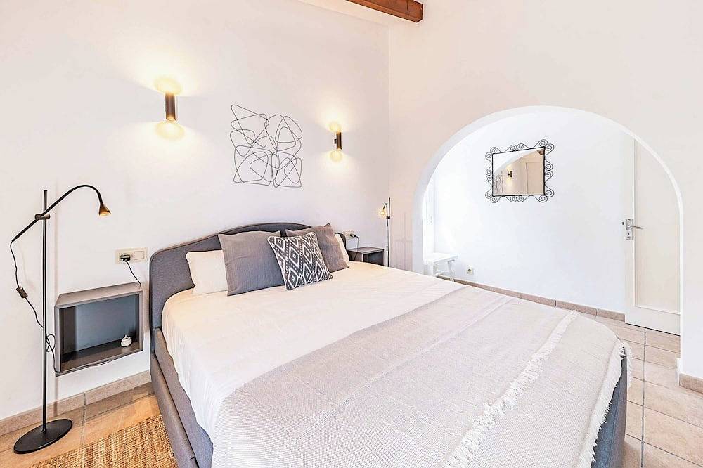 Villa Monsy 1 - Tre Camere da Letto Villa, Ospiti Massimo 5 in Port de Pollença, Pollença