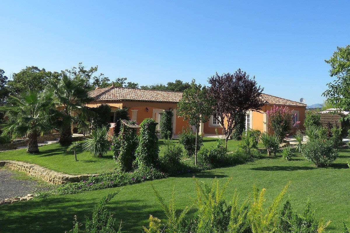 L'acacia in Plaissan, Région de Lodève