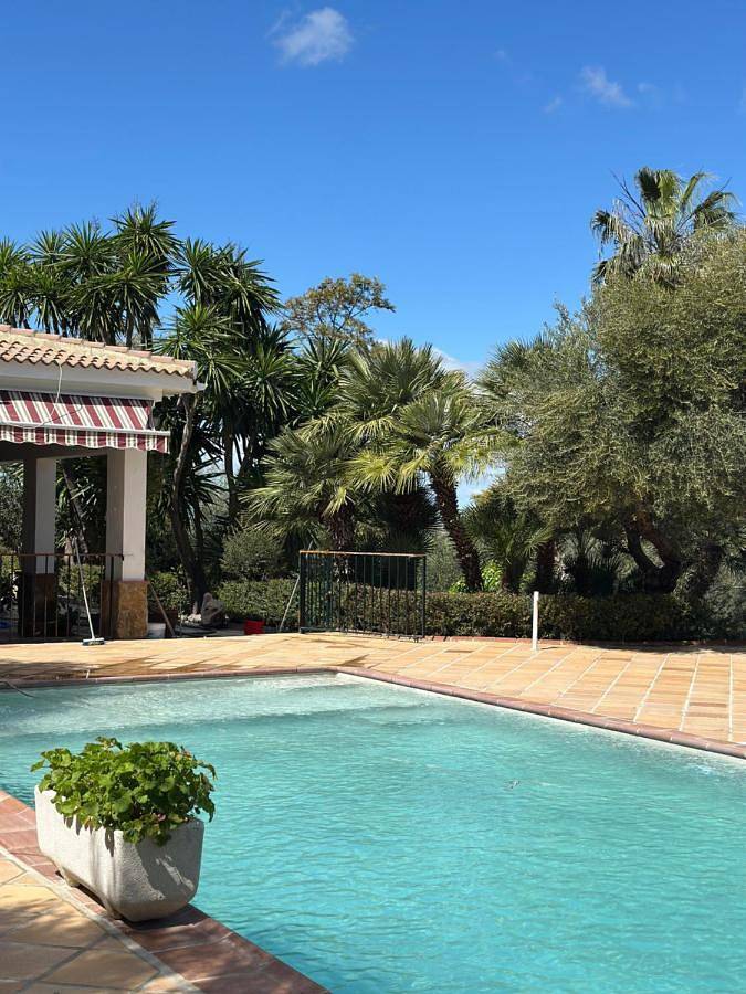 Casa rural para 10 personas, con piscina además de vistas y jardín, Se admiten mascotas en Villamartín - 4