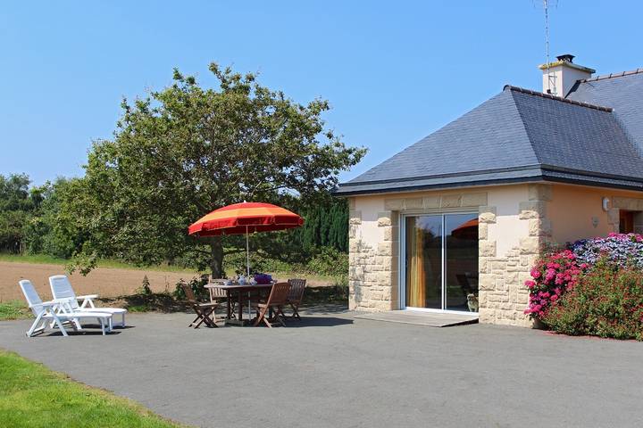 Gîte pour 6 personnes, avec terrasse et jardin, animaux acceptés à Étables-sur-Mer - 2